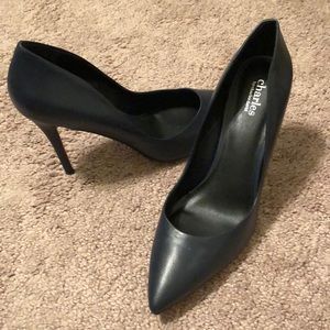 Charles David Size 11M Navy Pump